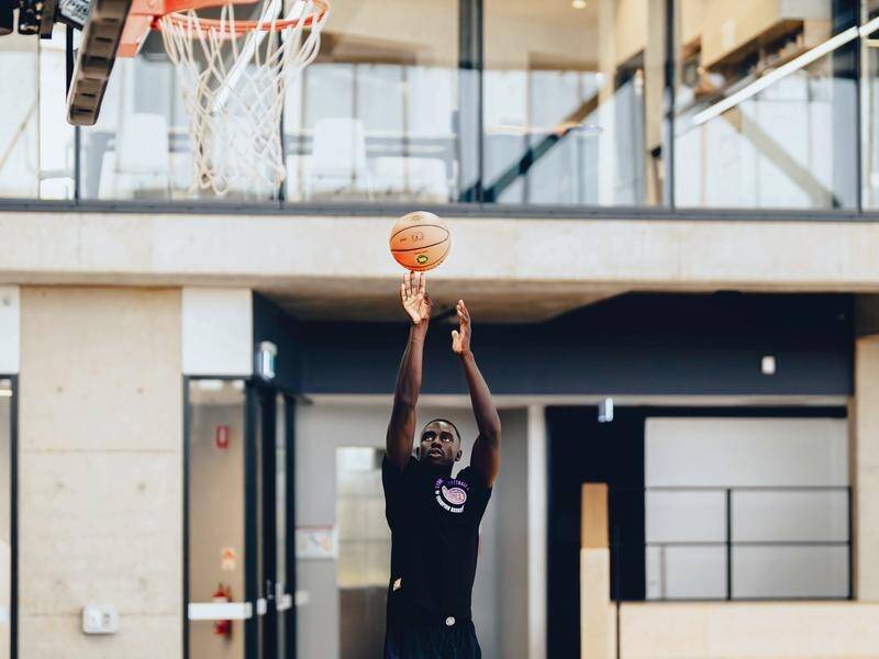 Bul Kuol wants to become the NBL's best defender in his first season with the Sydney Kings. (Syd Nepomuceno/AAP PHOTOS)