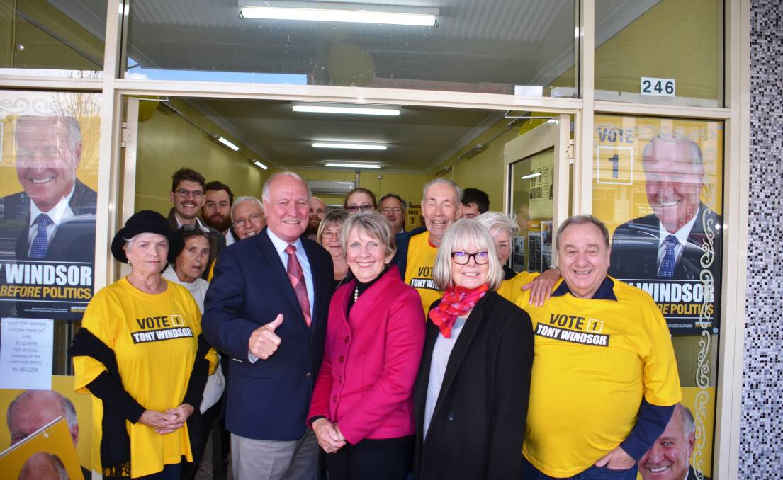 Tony Windsor and his wife Lyn at the opening of Windsor’s Glen Innes campaign office.
