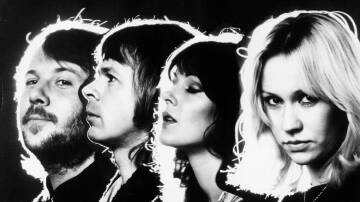 Swedish pop stars ABBA are mislabelled as Rock Legends in the latest episode of an SBS series.