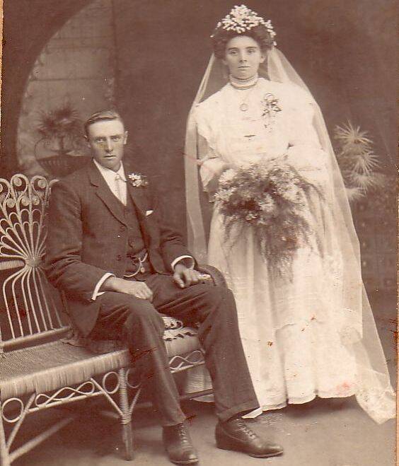 HUSBAND AND WIFE: George and Mabel Kempton on their wedding day in Glen Innes in March 1908.