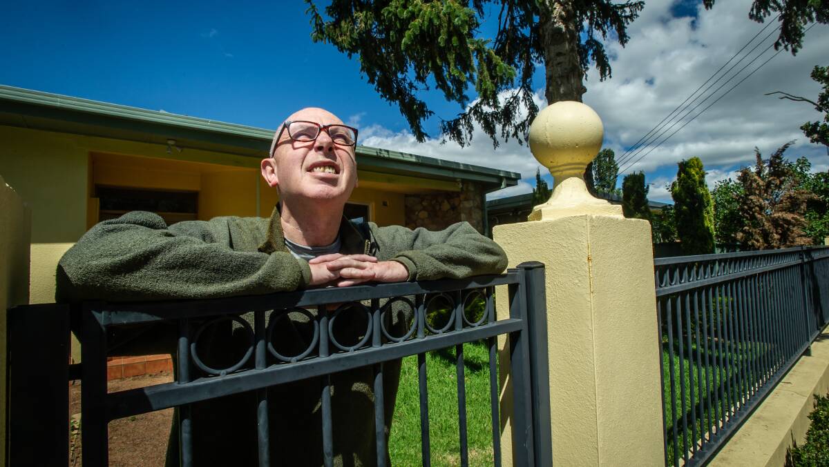 Former Glen Innes Examiner journalist Steve Evans writes about staying in his home, self-isolating for 14 days. Picture: Karleen Minney