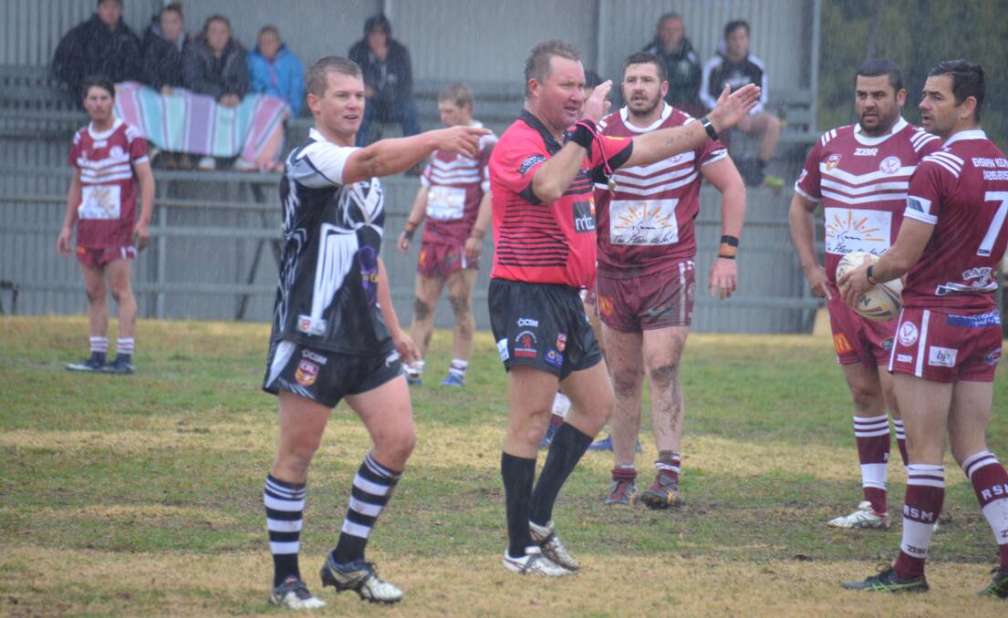Referee Craig Beard notched up his 100th A grade game as the man in the middle on Saturday. 