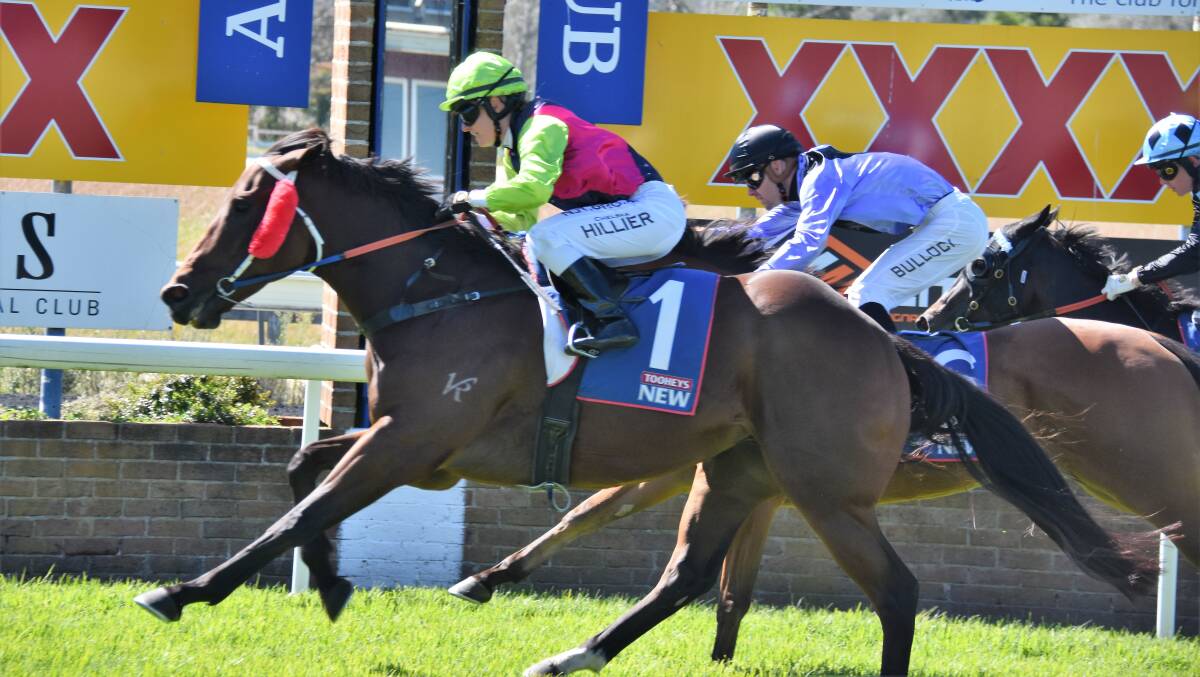 Chelsea Hillier and Dumpus break through for a win in Armidale on Tuesday. 
