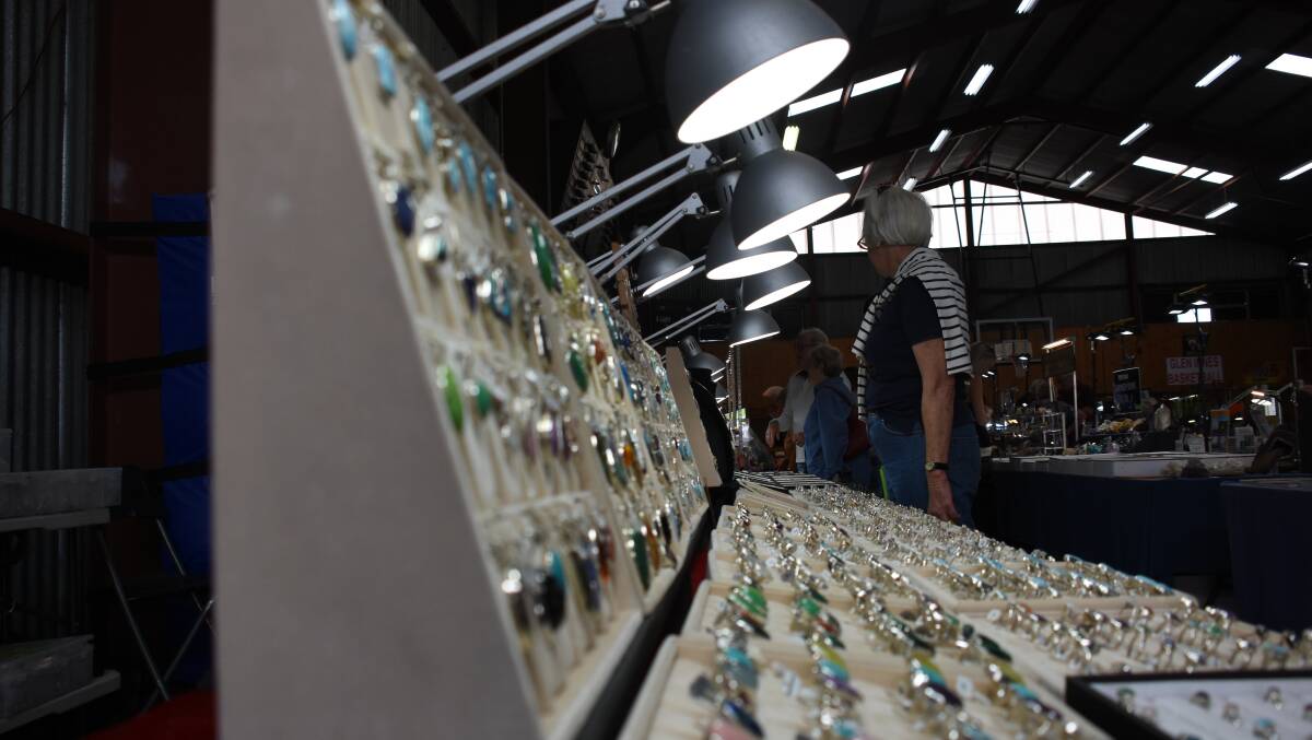 People traveled from far and wide to buy or sell gems and jewelery at the Glen Innes Minerama 2019. 