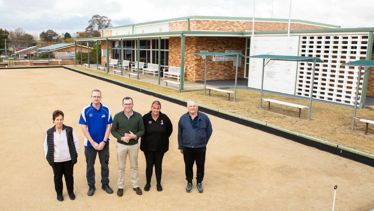 New roof for Glen Innes bowling club