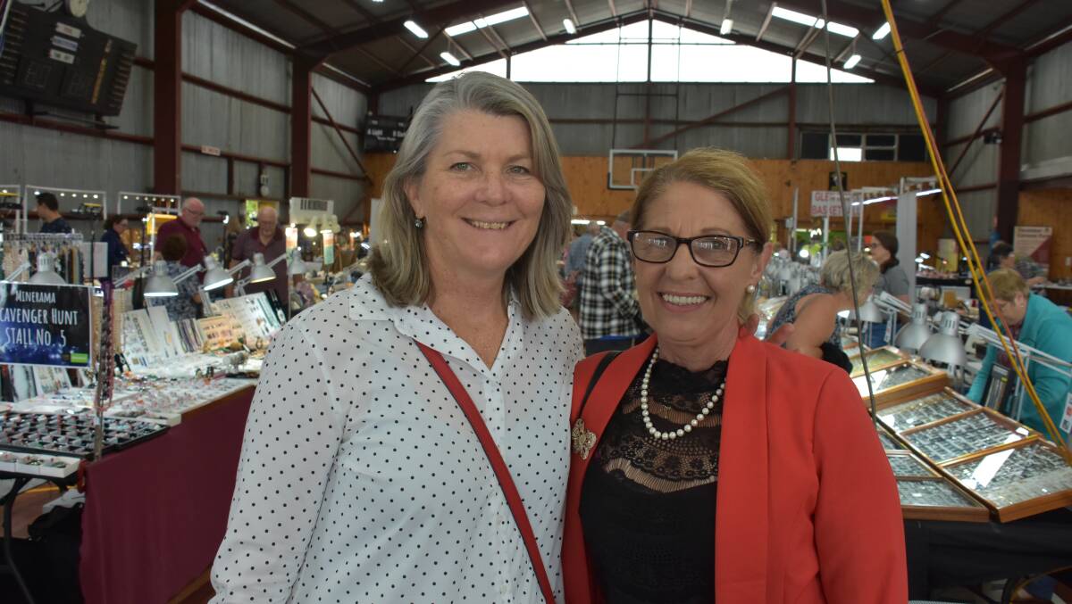 People traveled from far and wide to buy or sell gems and jewelery at the Glen Innes Minerama 2019. 