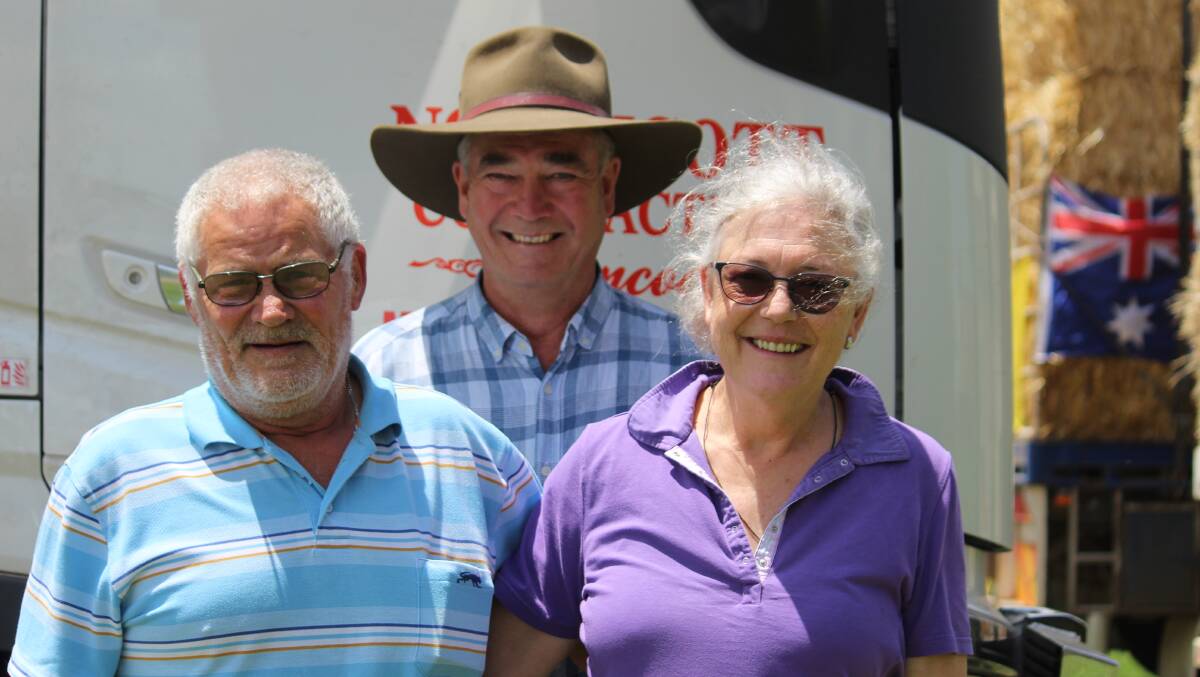 Martin and Judy Northcott with Armidale Regional Council Mayor Simon Murray.