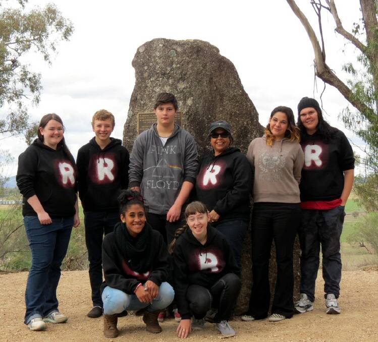 o R for Recognise: Year 11 Indigenous studies students Molly Keelan, Bailey Sharman, Will Flemming, GIHS history and indigenous studies teacher Adele Chapman-Burgess, Khya Boney, Alice Reynolds, (front) Alisa Tunamena and Rachael Skinner were among a large group of GIHS students to visit the Myall Creek site, gaining valuable insight into the subject that is now taught across the state as part of the school’s curriculum.