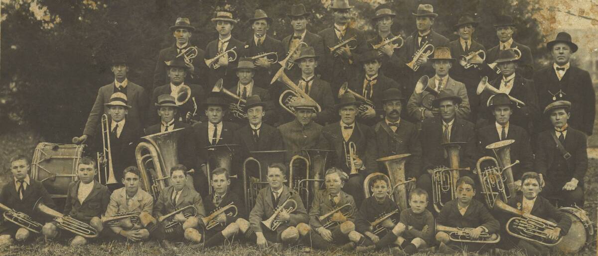 Sounds of yesterday: The Combined Glen Innes & Emmaville Snowtime Band July 1918.