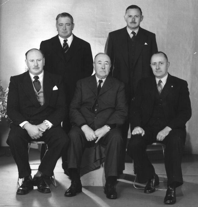 Back: Gilbert 'Commander' Gordon, Harry Christoe. Seated: John Mackenzie, Frank Stafford Mackenzie, Horrie Sheldon.