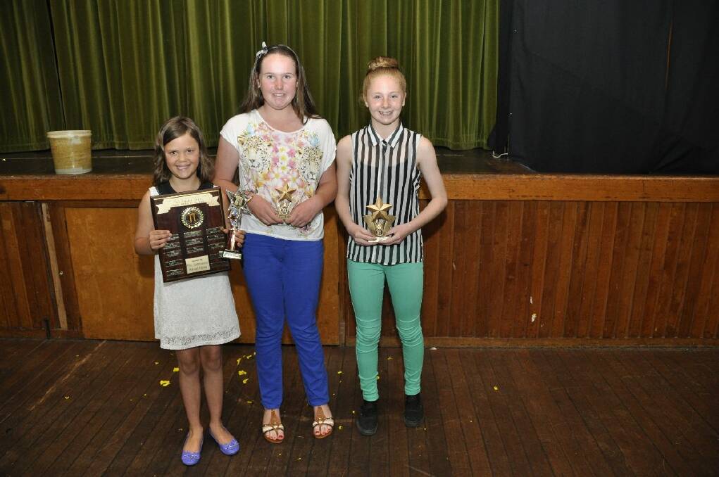 o Sports Council Awards night: Sub-Junior Girls winner Tabitha Peterson, with Gordon Creighton Memorial Award winner Elizabeth Chard and category runner-up Amy Byrne.